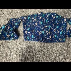 Cropped off the shoulder long sleeve